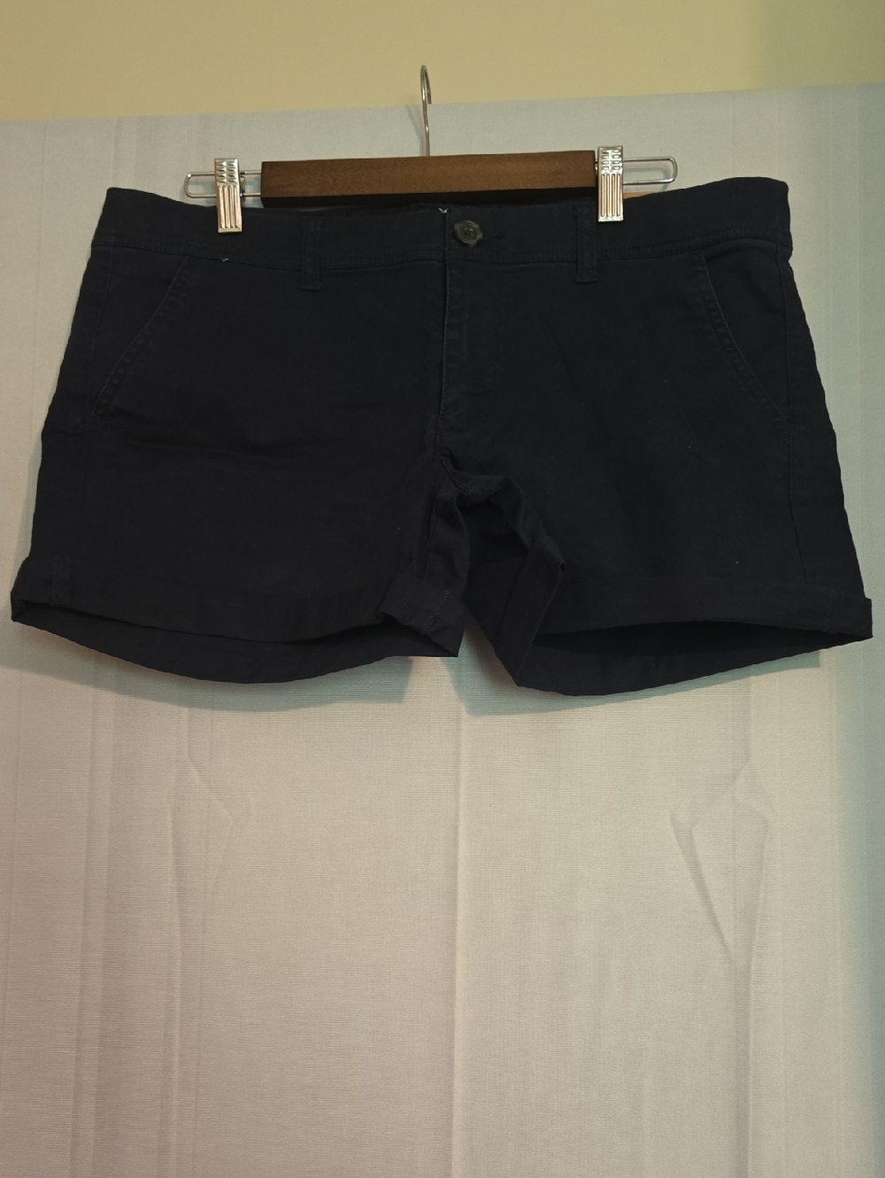 American Eagle Women's Navy Roll-Hem Midi Shorts Sz 14 NWT